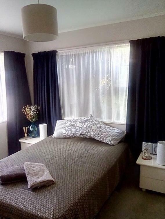 Rooms With A View Haywards Luaran gambar